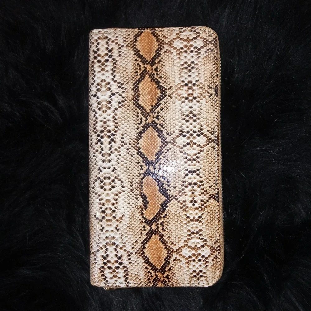 BROWN SNAKE SKIN SINGLE ZIPPER ORGANIZER WALLET